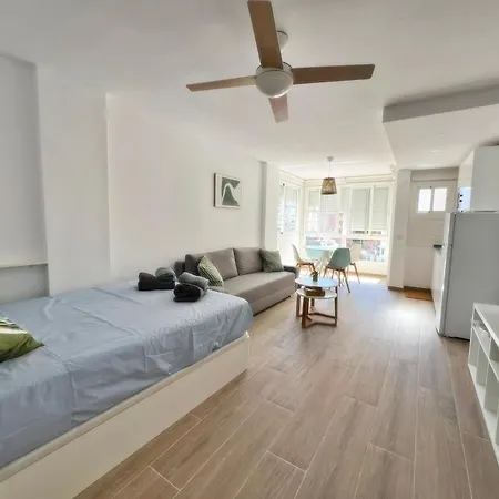Appartement Nuevo Y Luminoso Estudio De Playa Con Piscina Fuengirola